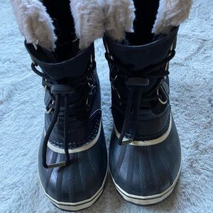 Sorel Snow Boots. Youth Size 2.